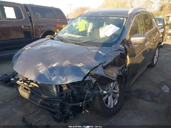 5N1AT2MT7JC805906 2018 NISSAN ROGUE - Image 2