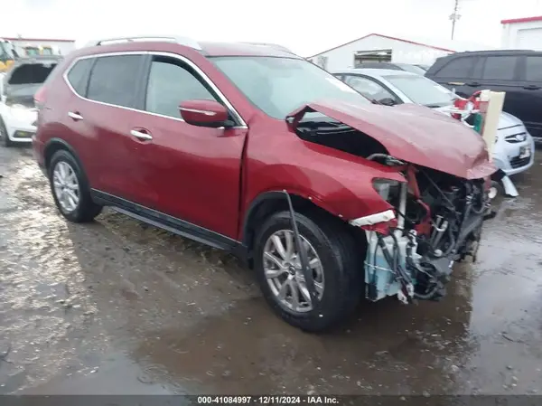5N1AT2MT7JC810880 2018 NISSAN ROGUE - Image 1