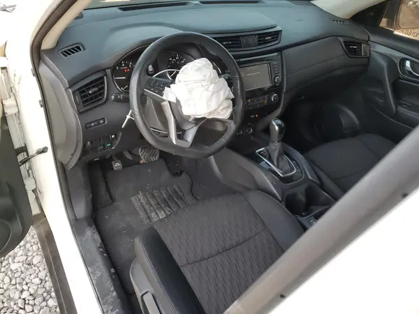 5N1AT2MT7JC813732 2018 NISSAN ROGUE - Image 8