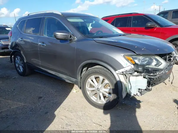 5N1AT2MT7JC817862 2018 NISSAN ROGUE - Image 1