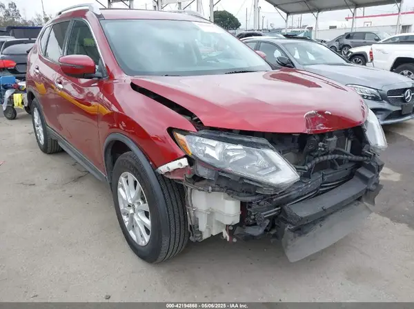 5N1AT2MT7JC819353 2018 NISSAN ROGUE - Image 1