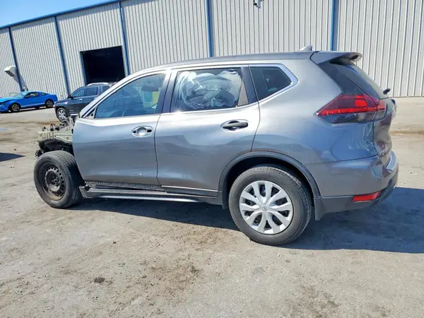 5N1AT2MT7JC824441 2018 NISSAN ROGUE - Image 2