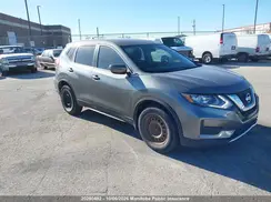 5N1AT2MT7JC825766 2018 NISSAN ROGUE