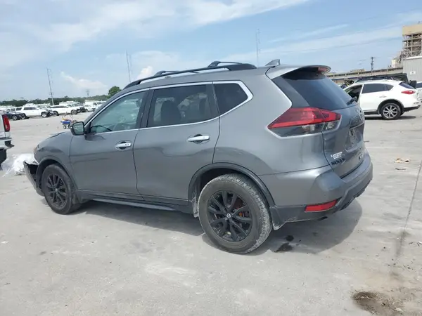 5N1AT2MT7JC837206 2018 NISSAN ROGUE - Image 2