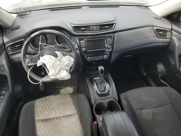 5N1AT2MT7JC837206 2018 NISSAN ROGUE - Image 8