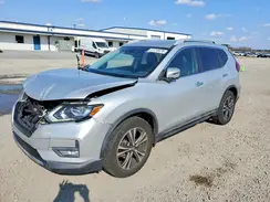 5N1AT2MT7JC843992 2018 NISSAN ROGUE
