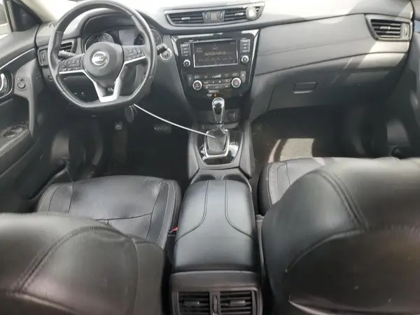 5N1AT2MT7JC845774 2018 NISSAN ROGUE - Image 8
