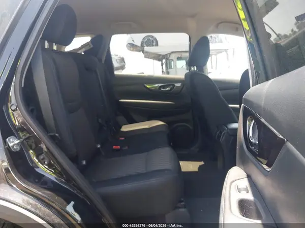 5N1AT2MT7JC849095 2018 NISSAN ROGUE - Image 8