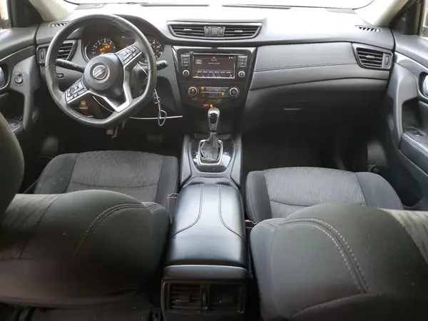 5N1AT2MT7JC850621 2018 NISSAN ROGUE - Image 8