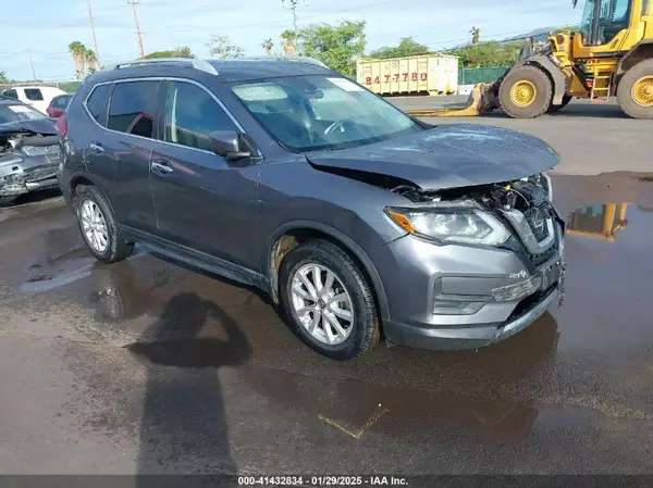 5N1AT2MT7KC708657 2019 NISSAN ROGUE - Image 1