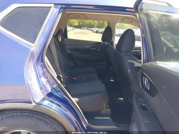 5N1AT2MT7KC712031 2019 NISSAN ROGUE - Image 8