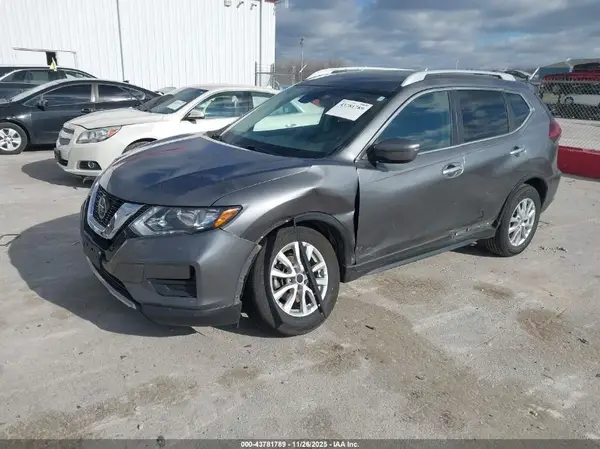 5N1AT2MT7KC718573 2019 NISSAN ROGUE - Image 2