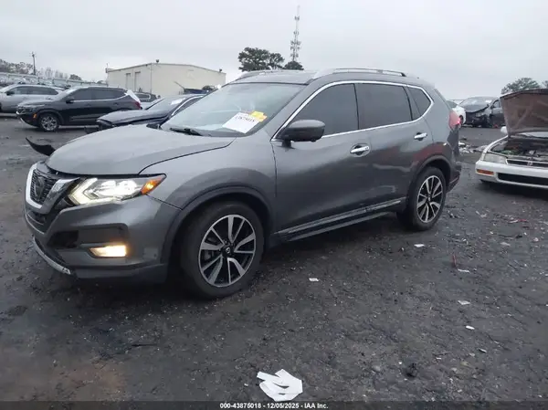 5N1AT2MT7KC731923 2019 NISSAN ROGUE - Image 2