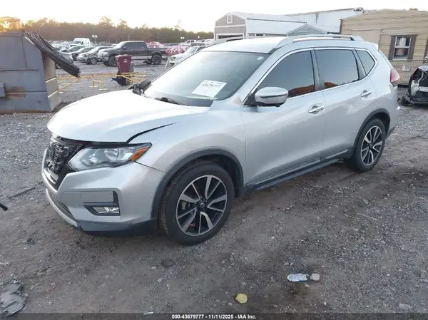 5N1AT2MT7KC739942 2019 NISSAN ROGUE - Image 2