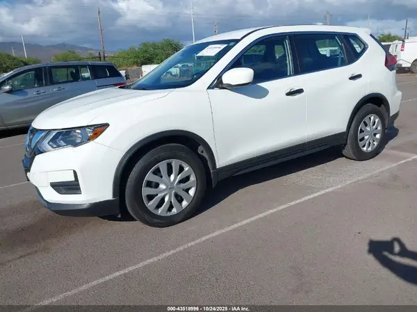 5N1AT2MT7KC780703 2019 NISSAN ROGUE - Image 2