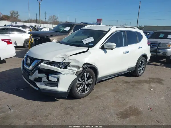 5N1AT2MT7KC792978 2019 NISSAN ROGUE - Image 2
