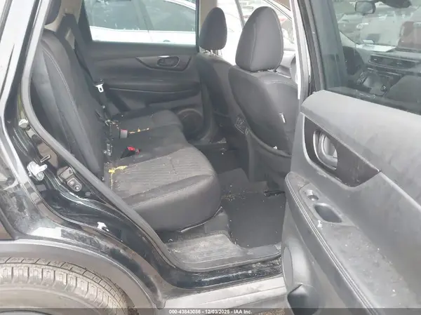 5N1AT2MT7KC794021 2019 NISSAN ROGUE - Image 8