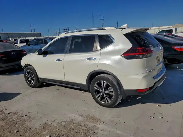 5N1AT2MT7KC797792 2019 NISSAN ROGUE - Image 2