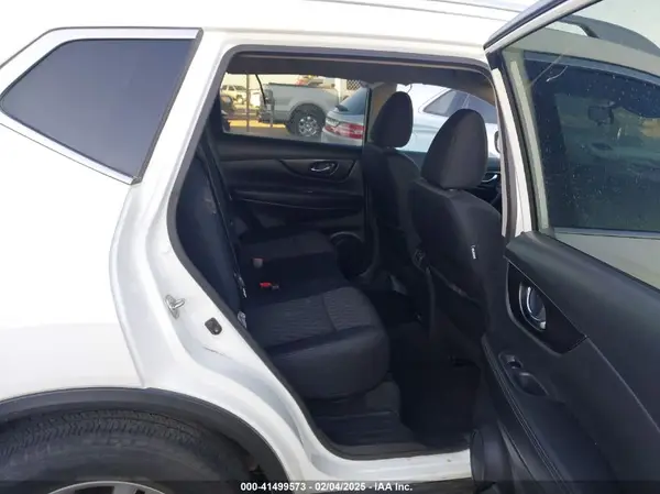 5N1AT2MT7KC827700 2019 NISSAN ROGUE - Image 8