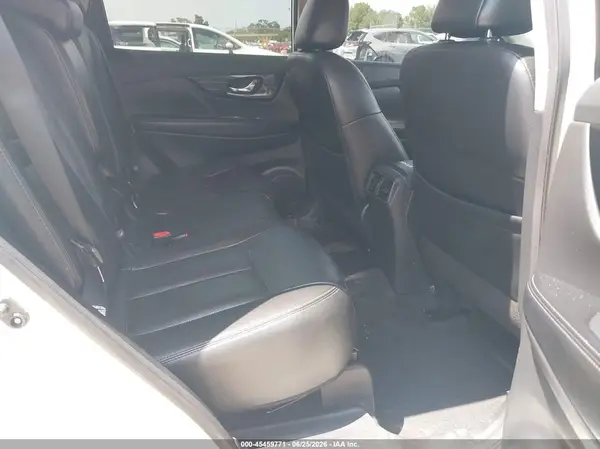 5N1AT2MT7KC830161 2019 NISSAN ROGUE - Image 8