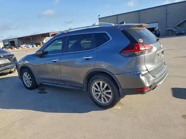 5N1AT2MT7KC834565 2019 NISSAN ROGUE - Image 2