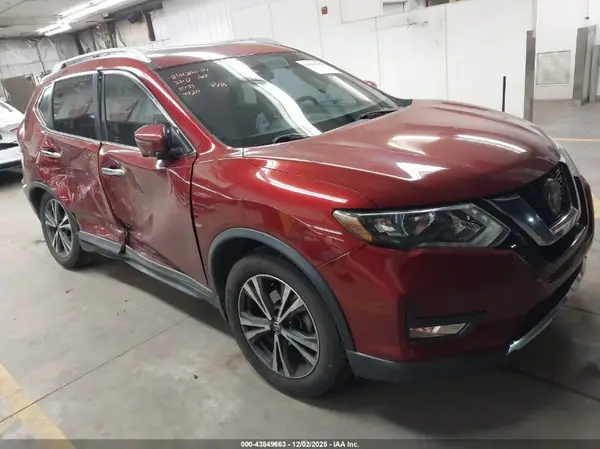 5N1AT2MT7KC844920 2019 NISSAN ROGUE - Image 1