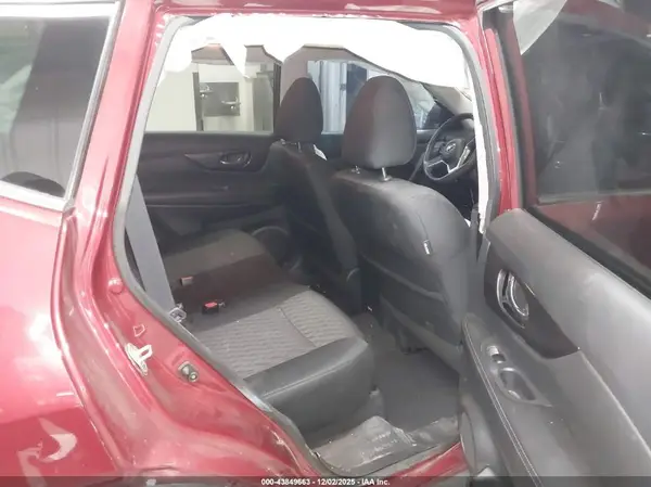 5N1AT2MT7KC844920 2019 NISSAN ROGUE - Image 8