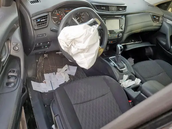5N1AT2MT7LC711267 2020 NISSAN ROGUE - Image 8