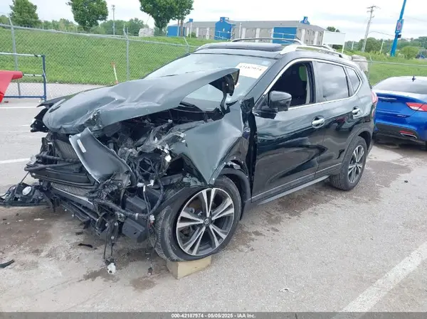 5N1AT2MT7LC755818 2020 NISSAN ROGUE - Image 2