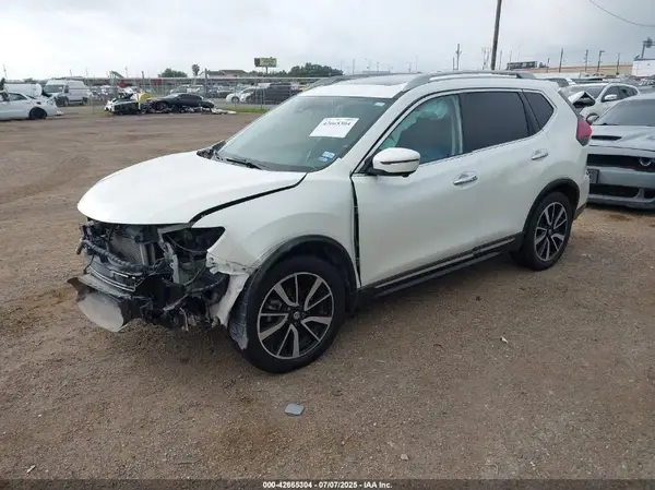5N1AT2MT7LC758413 2020 NISSAN ROGUE - Image 2