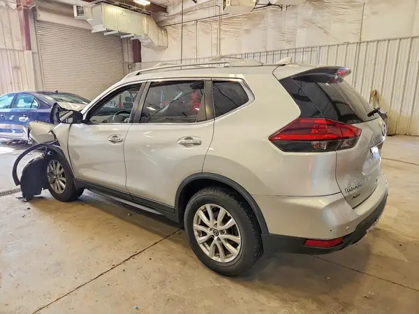 5N1AT2MT7LC797776 2020 NISSAN ROGUE - Image 2