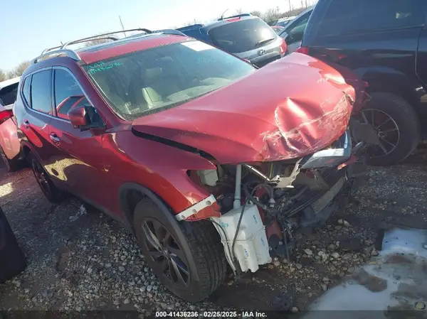 5N1AT2MT8GC730559 2016 NISSAN ROGUE - Image 1