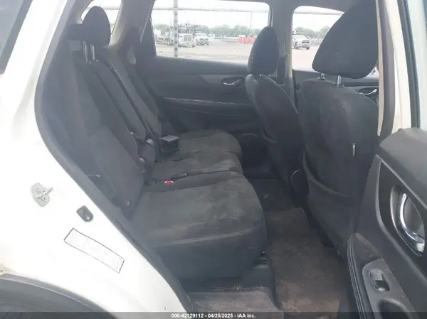 5N1AT2MT8GC741903 2016 NISSAN ROGUE - Image 8