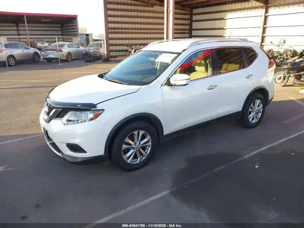 5N1AT2MT8GC788882 2016 NISSAN ROGUE - Image 2