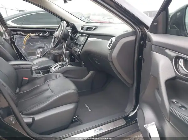 5N1AT2MT8GC822450 2016 NISSAN ROGUE - Image 8