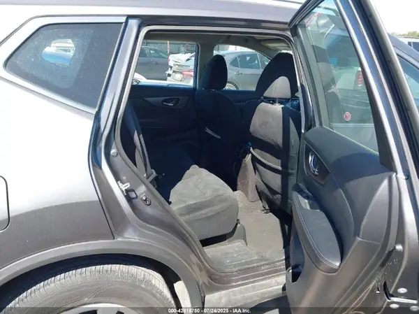 5N1AT2MT8GC879621 2016 NISSAN ROGUE - Image 8