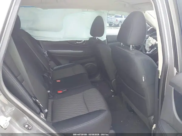 5N1AT2MT8HC739876 2017 NISSAN ROGUE - Image 8