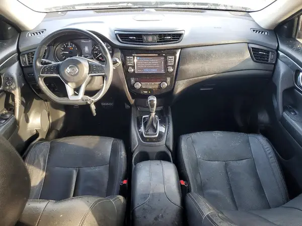 5N1AT2MT8HC756113 2017 NISSAN ROGUE - Image 8