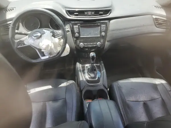 5N1AT2MT8HC760484 2017 NISSAN ROGUE - Image 8