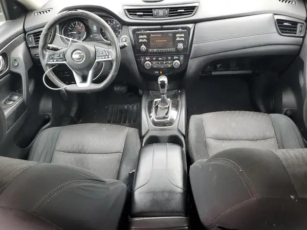 5N1AT2MT8HC772487 2017 NISSAN ROGUE - Image 8