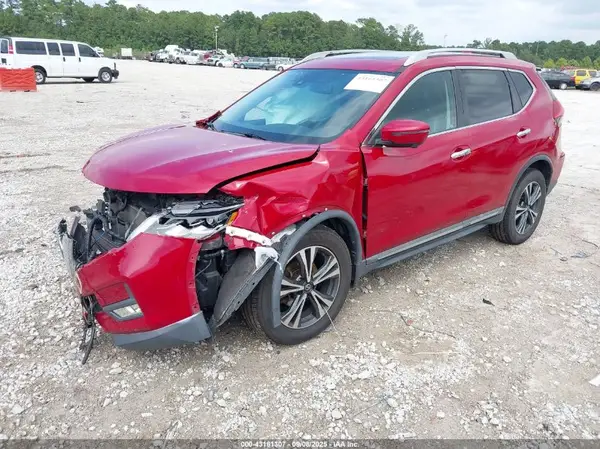 5N1AT2MT8HC775373 2017 NISSAN ROGUE - Image 2