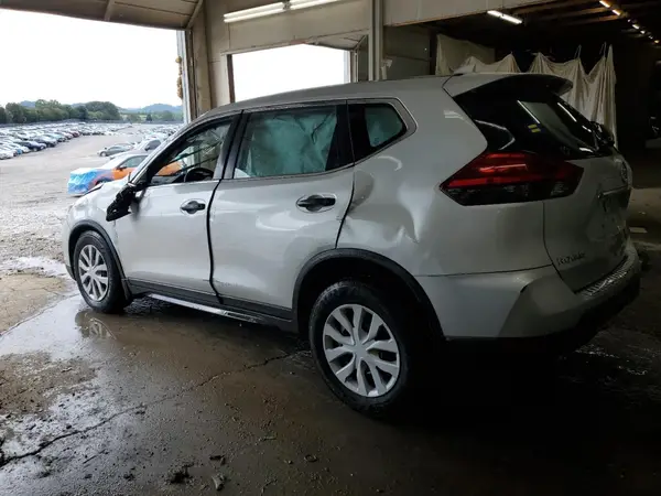 5N1AT2MT8HC780816 2017 NISSAN ROGUE - Image 2