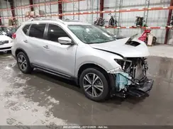 5N1AT2MT8HC784235 2017 NISSAN ROGUE