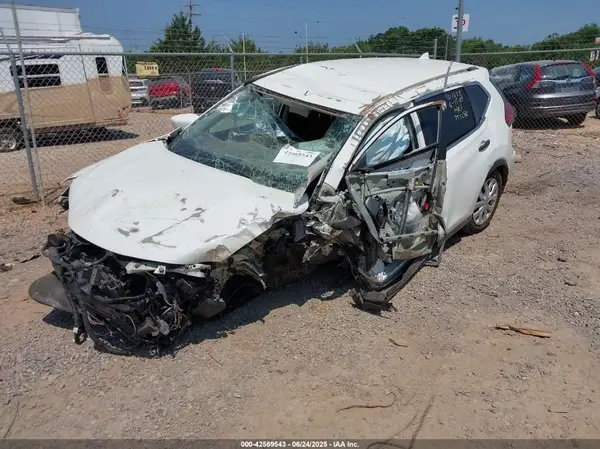5N1AT2MT8HC793288 2017 NISSAN ROGUE - Image 2