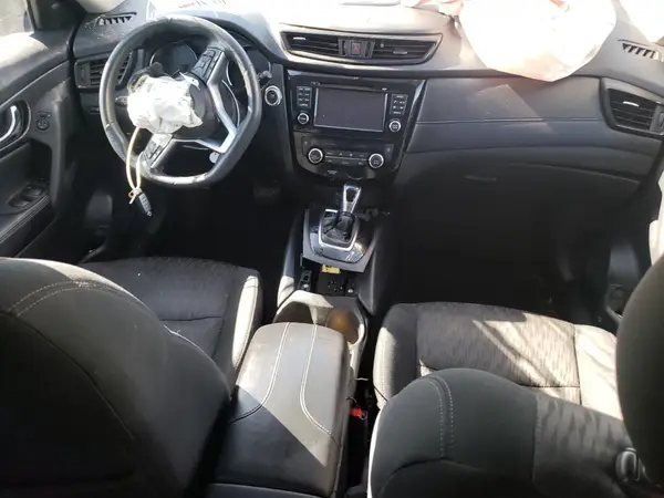 5N1AT2MT8HC798877 2017 NISSAN ROGUE - Image 8
