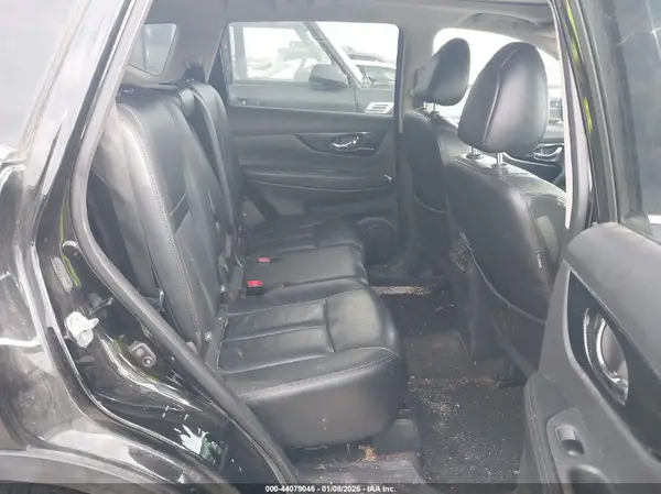 5N1AT2MT8HC812454 2017 NISSAN ROGUE - Image 8