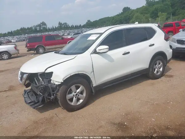 5N1AT2MT8HC818545 2017 NISSAN ROGUE - Image 2
