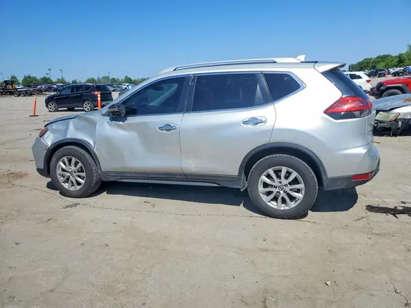5N1AT2MT8HC824006 2017 NISSAN ROGUE - Image 2