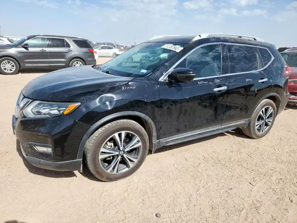 5N1AT2MT8HC824054 2017 NISSAN ROGUE - Image 1