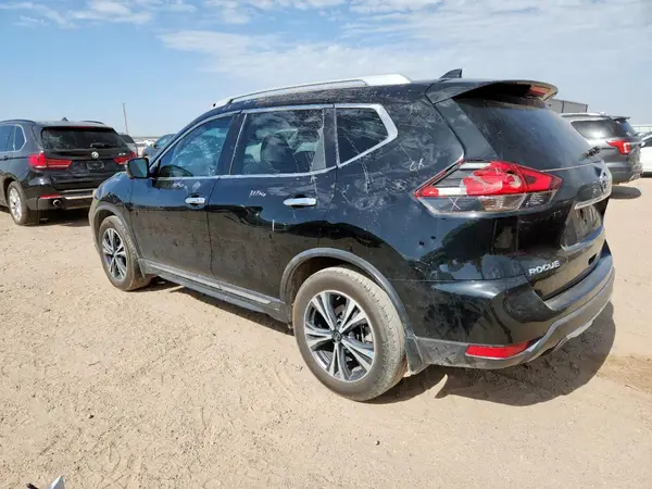 5N1AT2MT8HC824054 2017 NISSAN ROGUE - Image 2